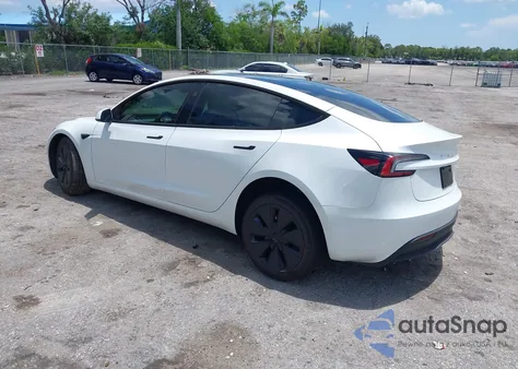 2025 Tesla Model 3 Long Range Rear-Wheel Drive из США, поврежденный, VIN 5YJ3E1EA7SF976853